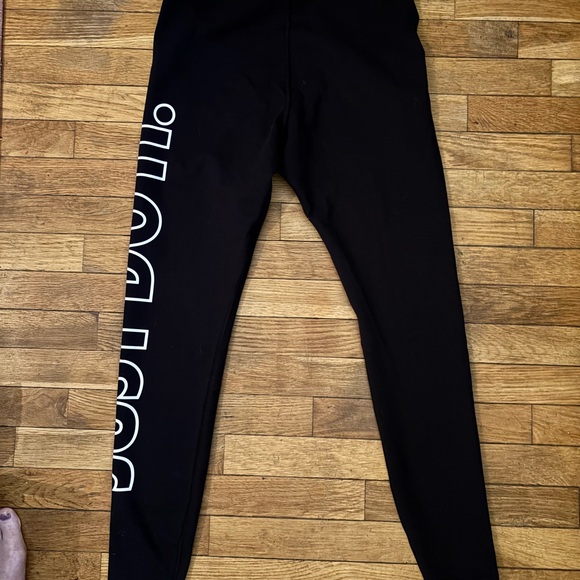 BNWT NIKE LEGGINGS - Picture 6 of 6